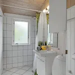 Holiday home 4 Bedroom Beautiful In Hvide Sande