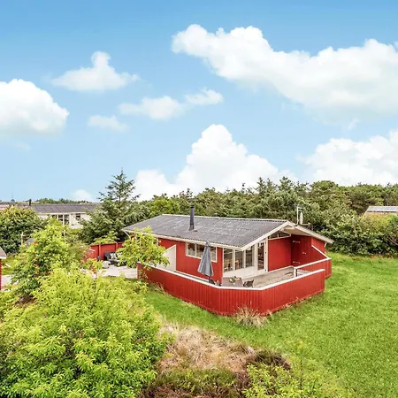 4 Bedroom Beautiful In *